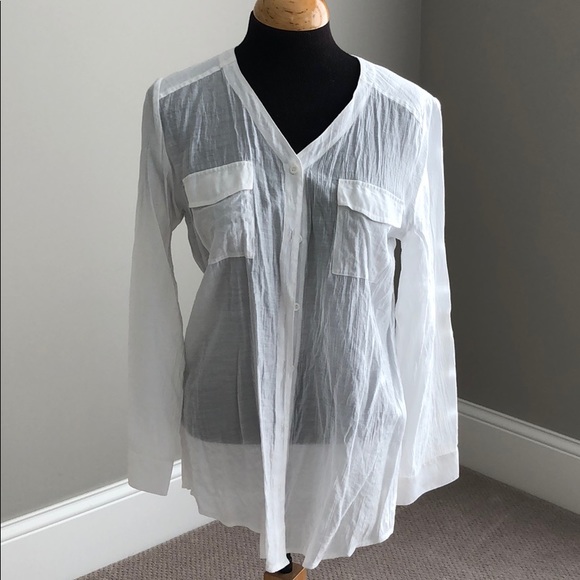 Chico's Tops - Chico’s size 1 like new top!